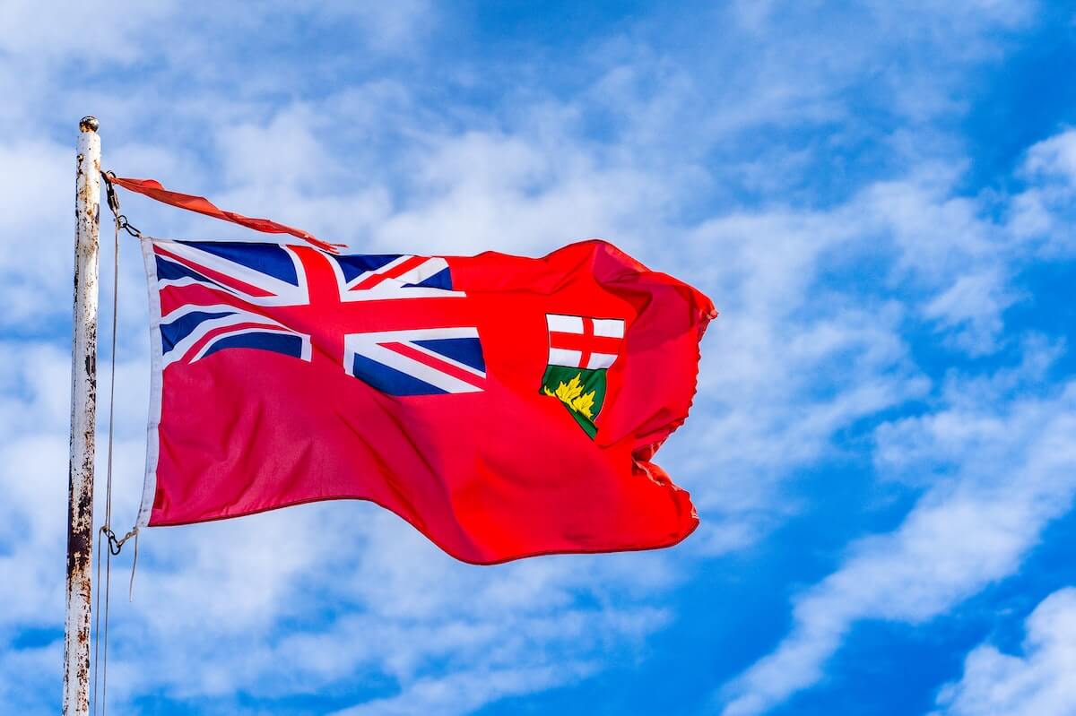 Ontario mengeluarkan lisensi pertama di tengah penundaan peluncuran